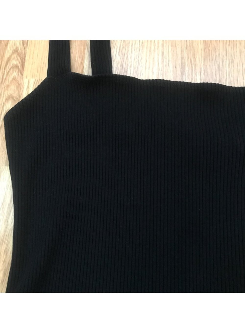 Reformation Black Ribbed Knit Crop Top with Stretch XL - Picture 3 of 7
